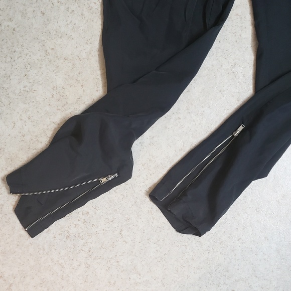 athleisure track pants - Picture 2 of 3